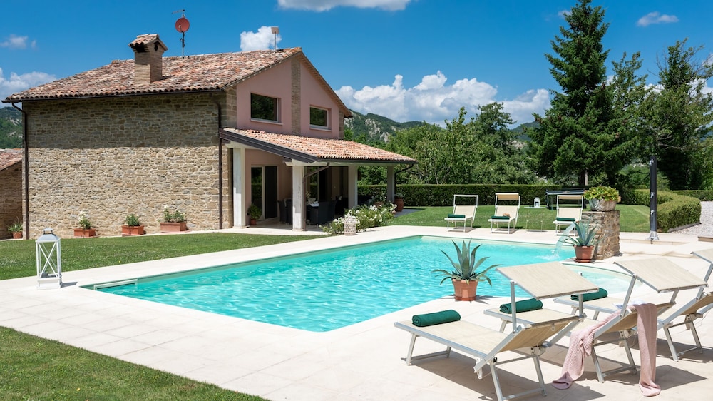 Villa, 2 Bedrooms, Private Pool, Garden View photo 2