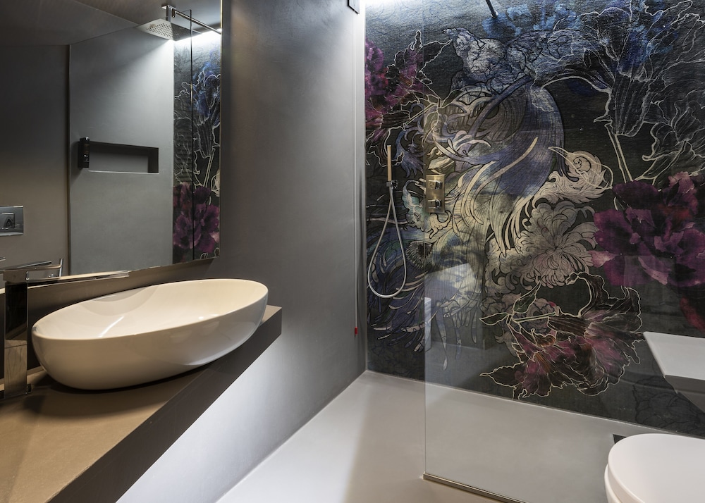 Double Room - Photo 17