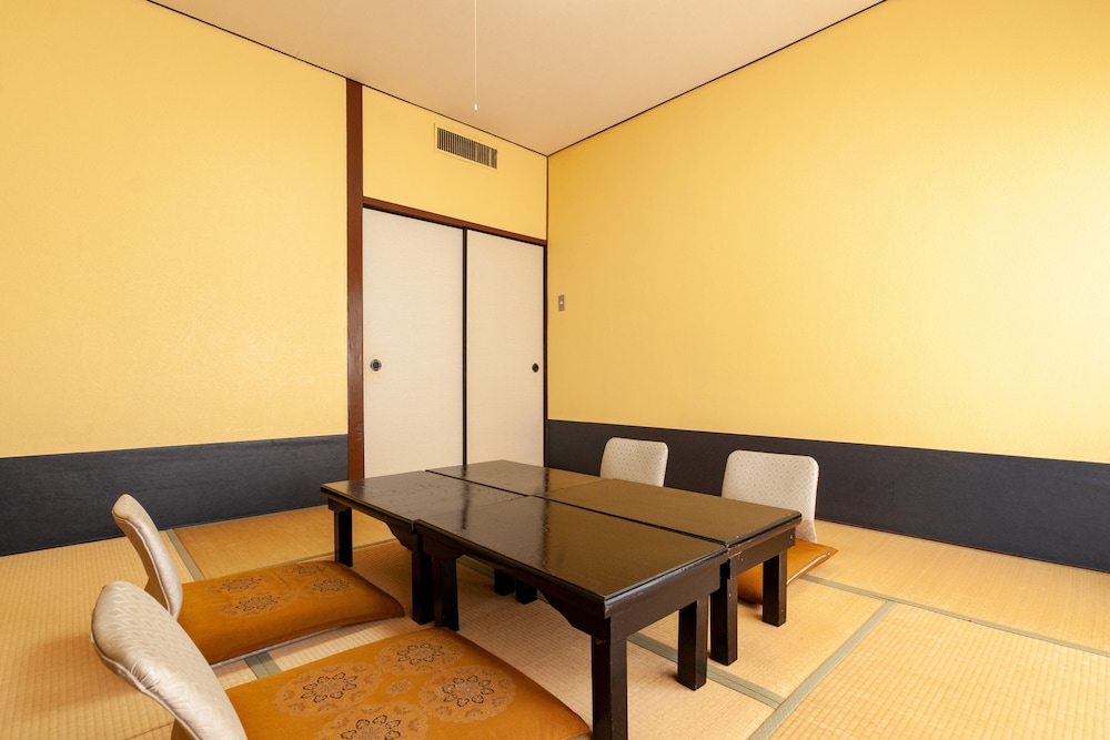 Japanese Style Room, Shared Bathroom photo 1