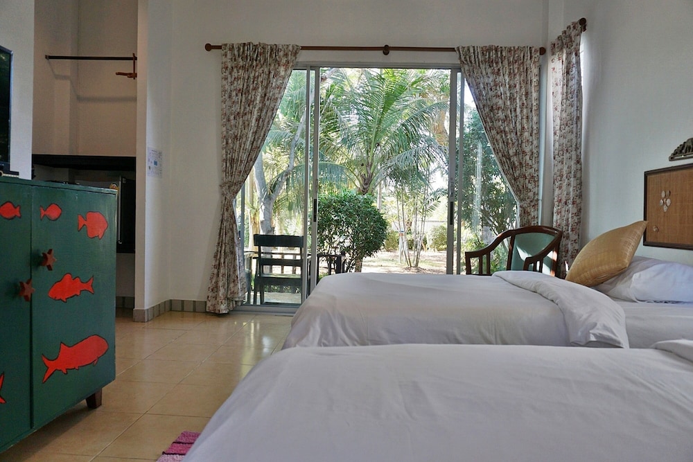 Premium Room - Photo 6