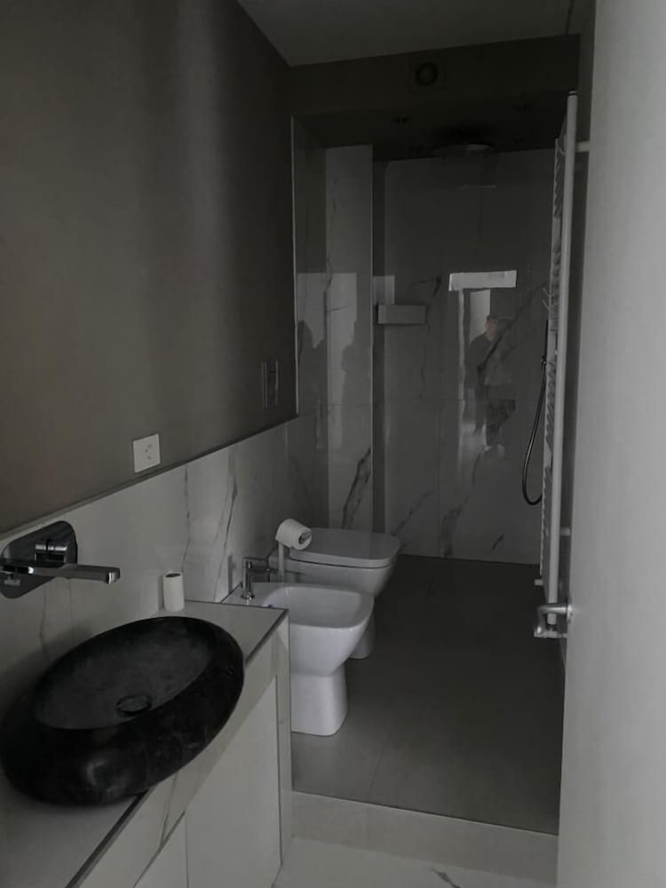 Business Condo, 1 Bedroom, Non Smoking, Courtyard Area photo 2