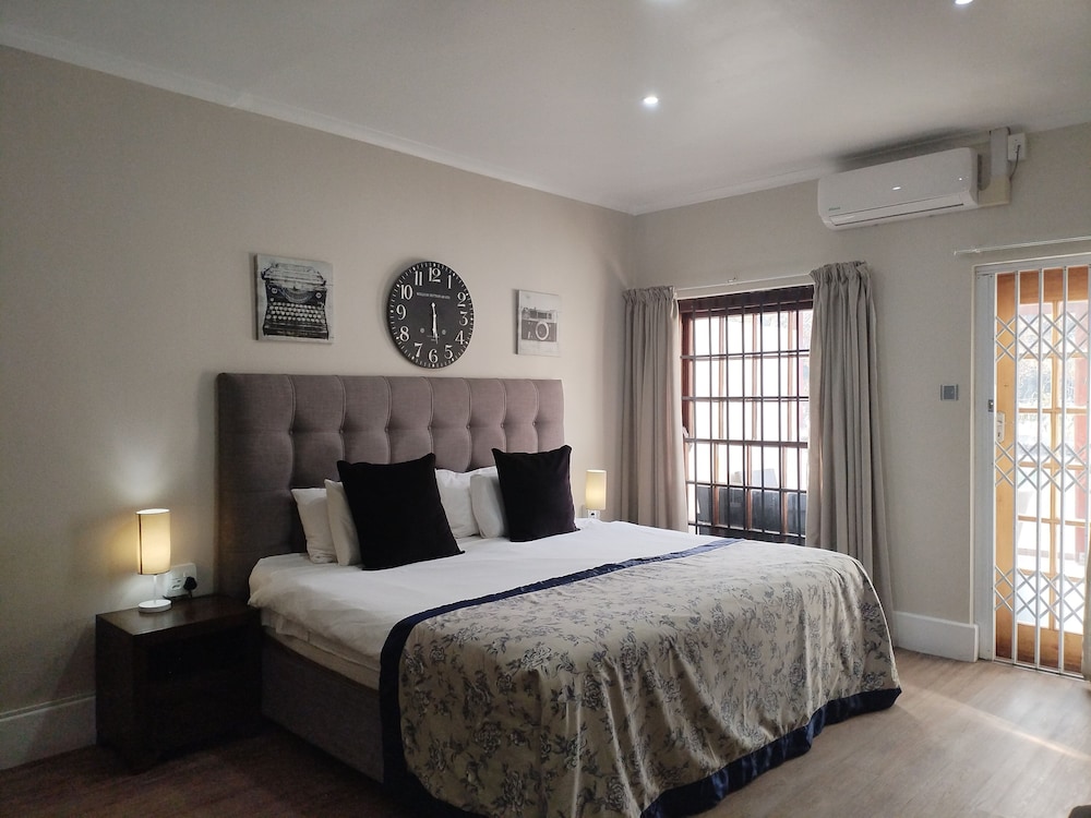 Suite, Balcony, River View (Twin)