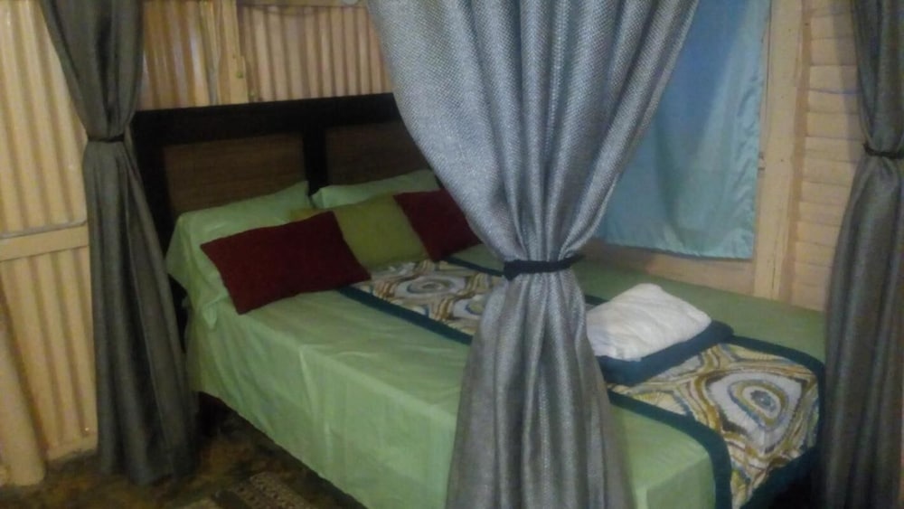 House, 2 Bedrooms, Accessible, Private Pool