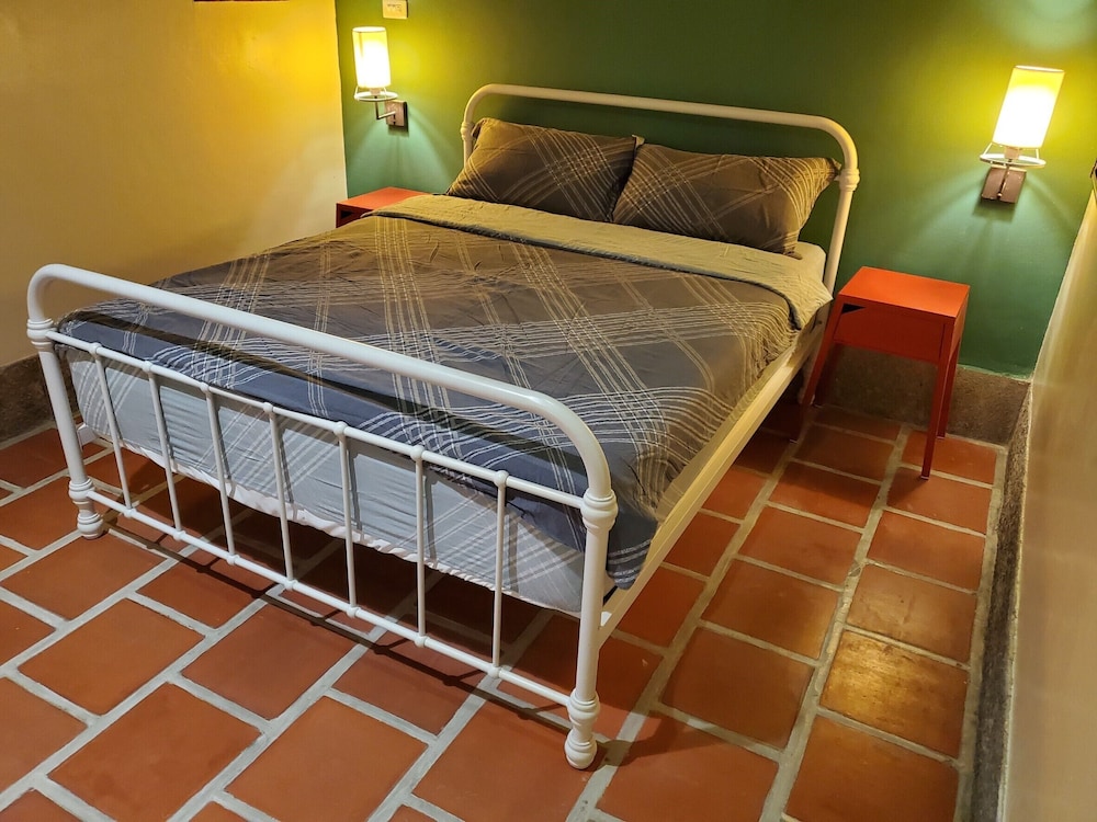 Business Double Room - Photo 6