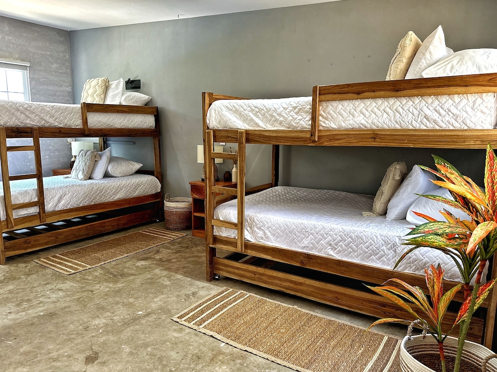 Economy Shared Dormitory, Garden View (La Point)