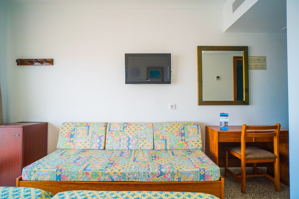 Superior Double Room, Balcony, Pool View (2 Adults + 1 Child) photo 2