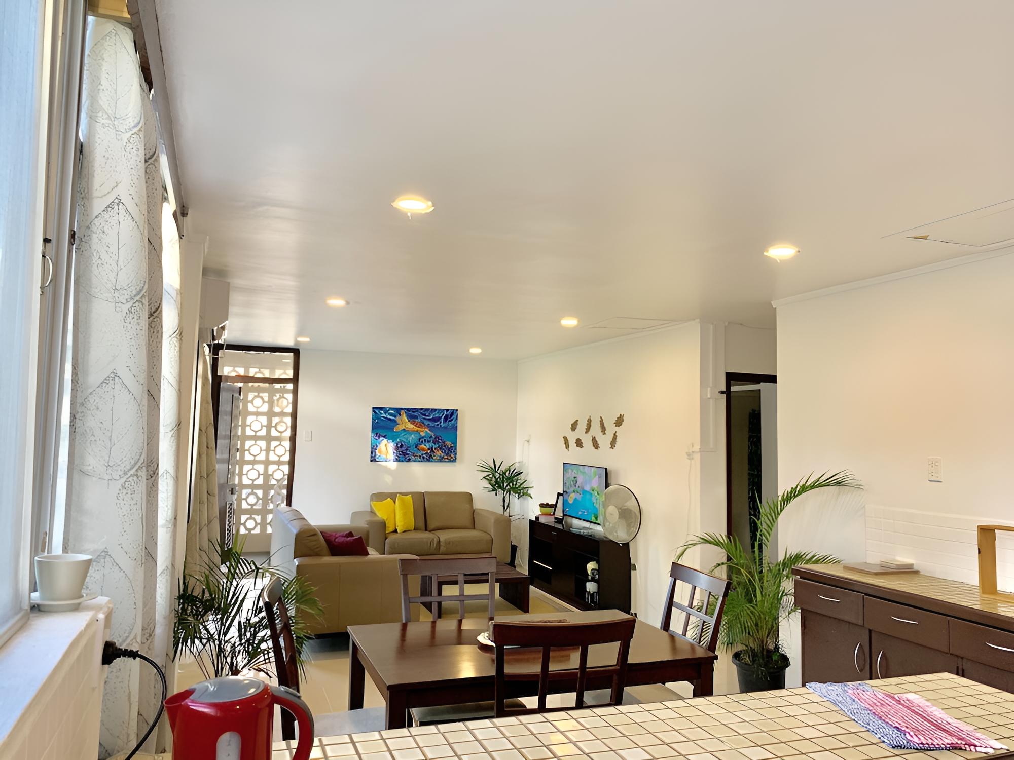 House, 2 Bedrooms photo 2