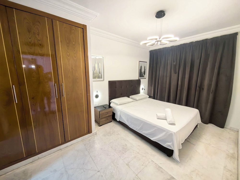 Family Double Room, 2 Bedrooms, Partial Ocean View