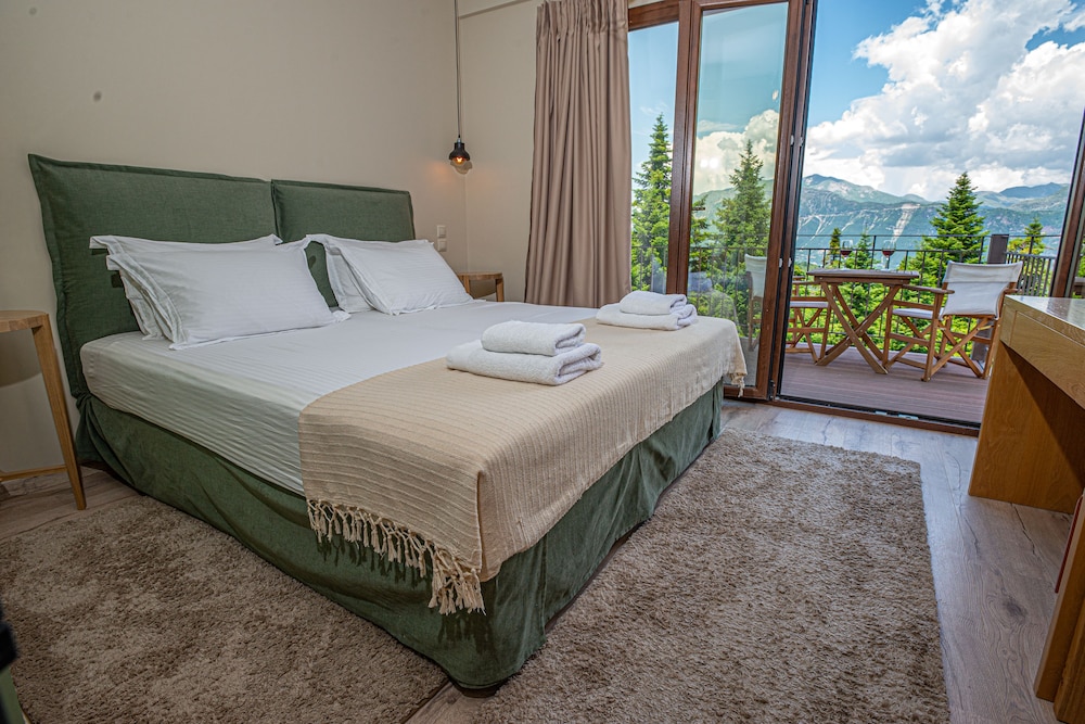 Double or Twin Room, Mountain View