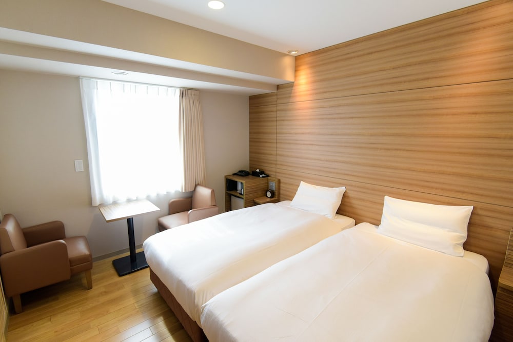 Twin Room, Non Smoking (18sqm): 1 Room for 1 Floor photo 1