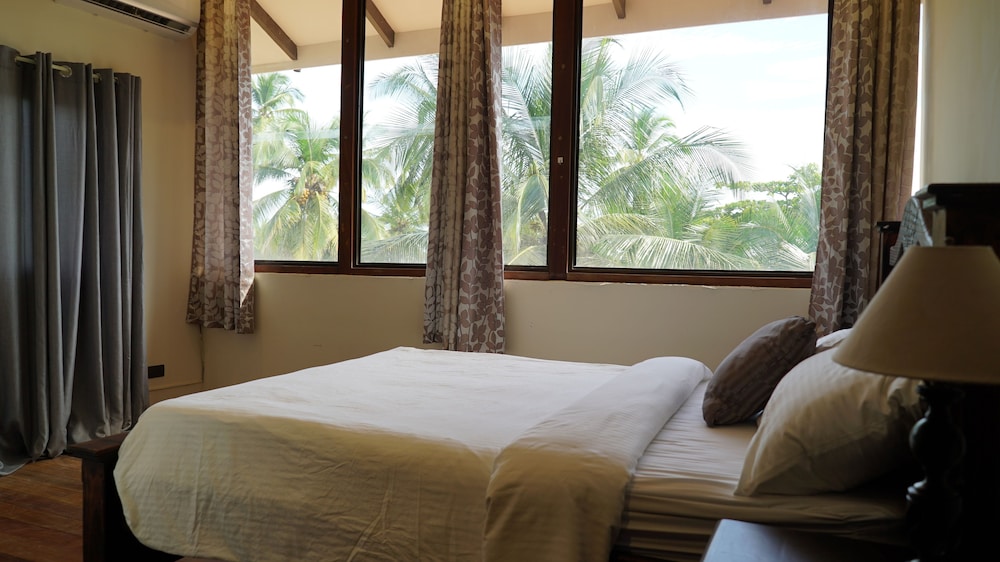 Basic House, Multiple Beds, Non Smoking photo 3