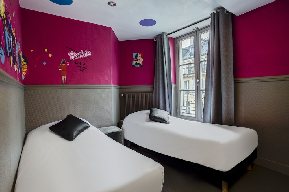 Twin Room (Urban) photo 3