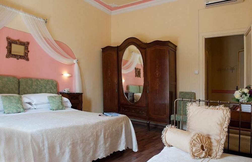 Basic Triple Room - Photo 2