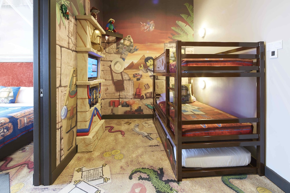 Premium Themed Room - Adventure photo 3