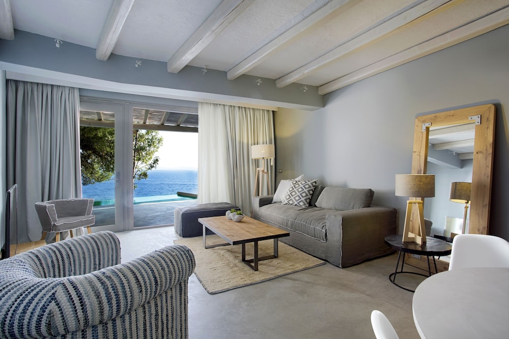 Villa, 1 Bedroom, Private Pool, Pool View (Kalyva Mare) photo 2