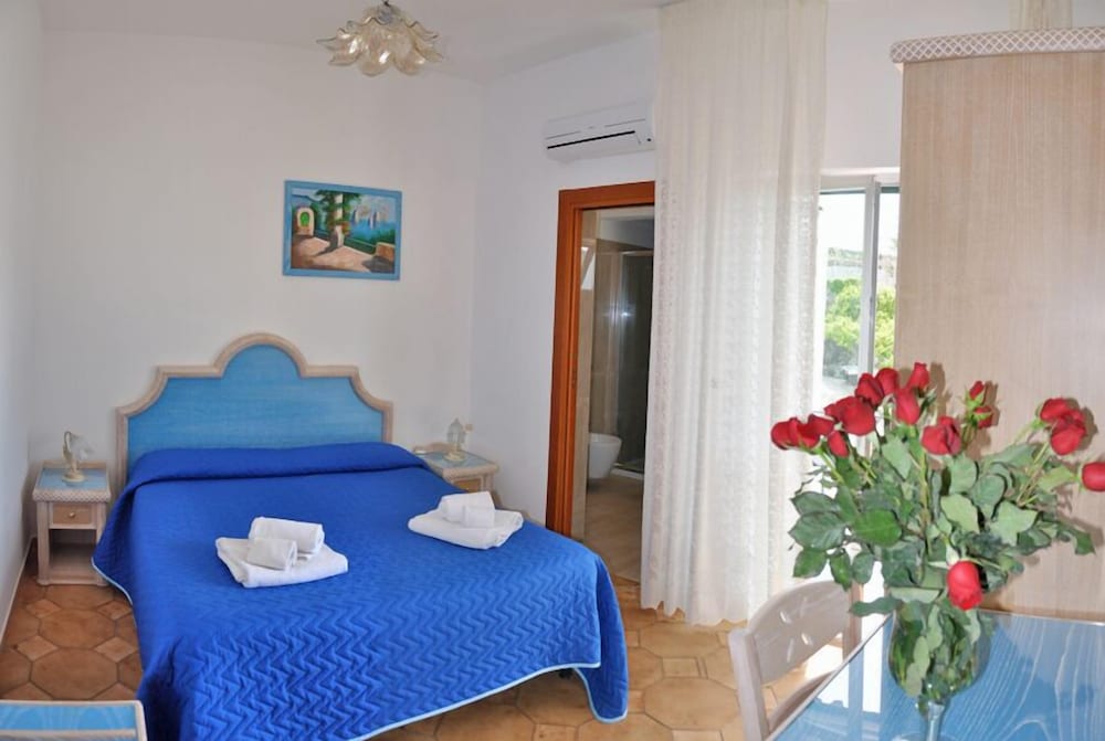 Classic Double Room, Balcony