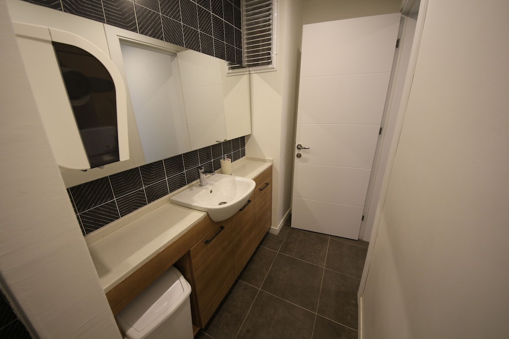 Comfort Suite, 1 Bedroom, City View - Photo 11