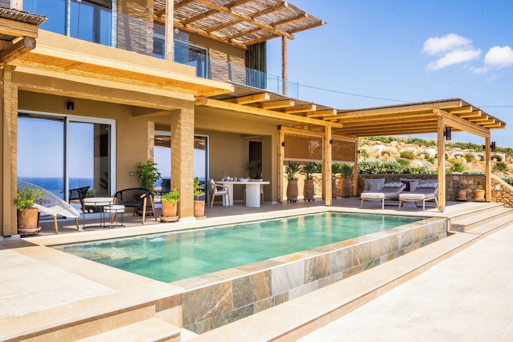 Villa, Sea View