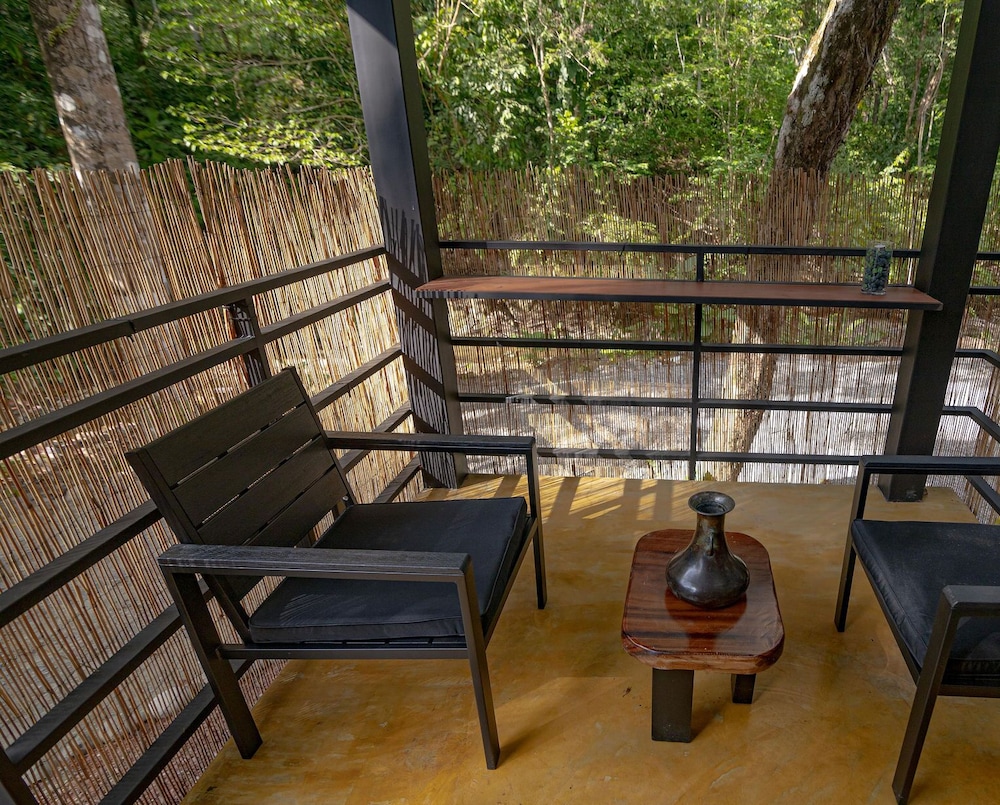 Honeymoon Room photo 3