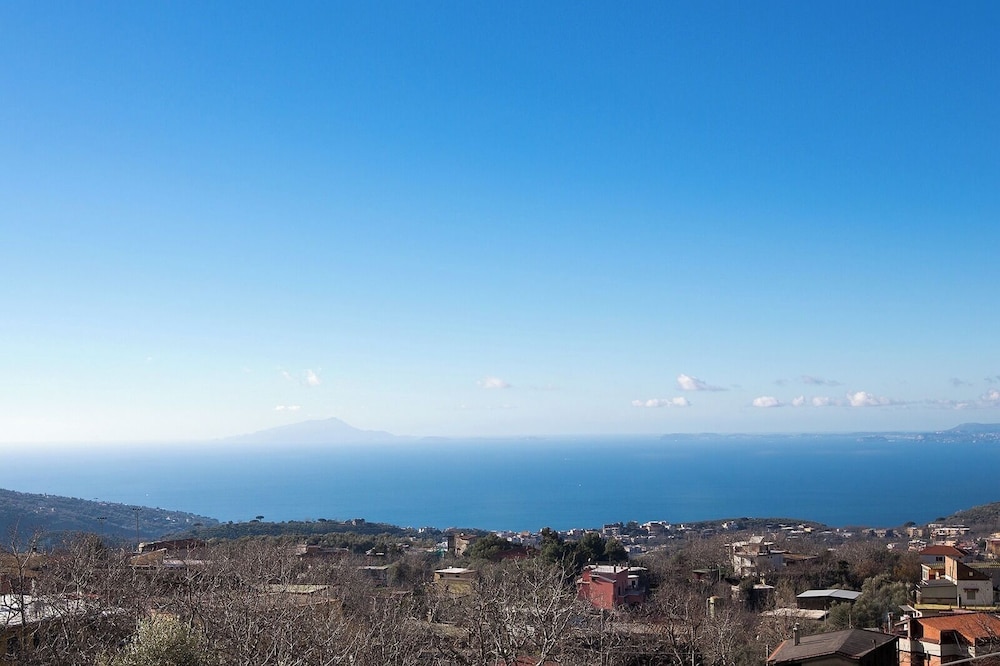 Panoramic Apartment, Sea View