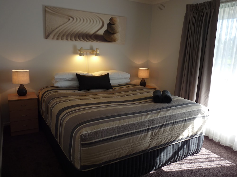 Standard Apartment, 2 Bedrooms, Garden View photo 1