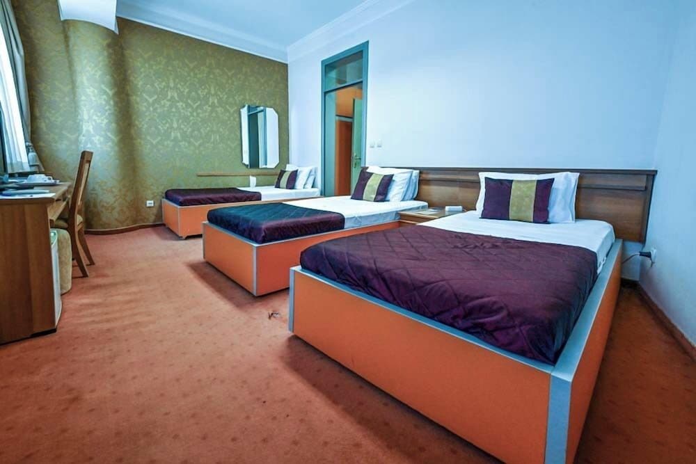 Economy Triple Room