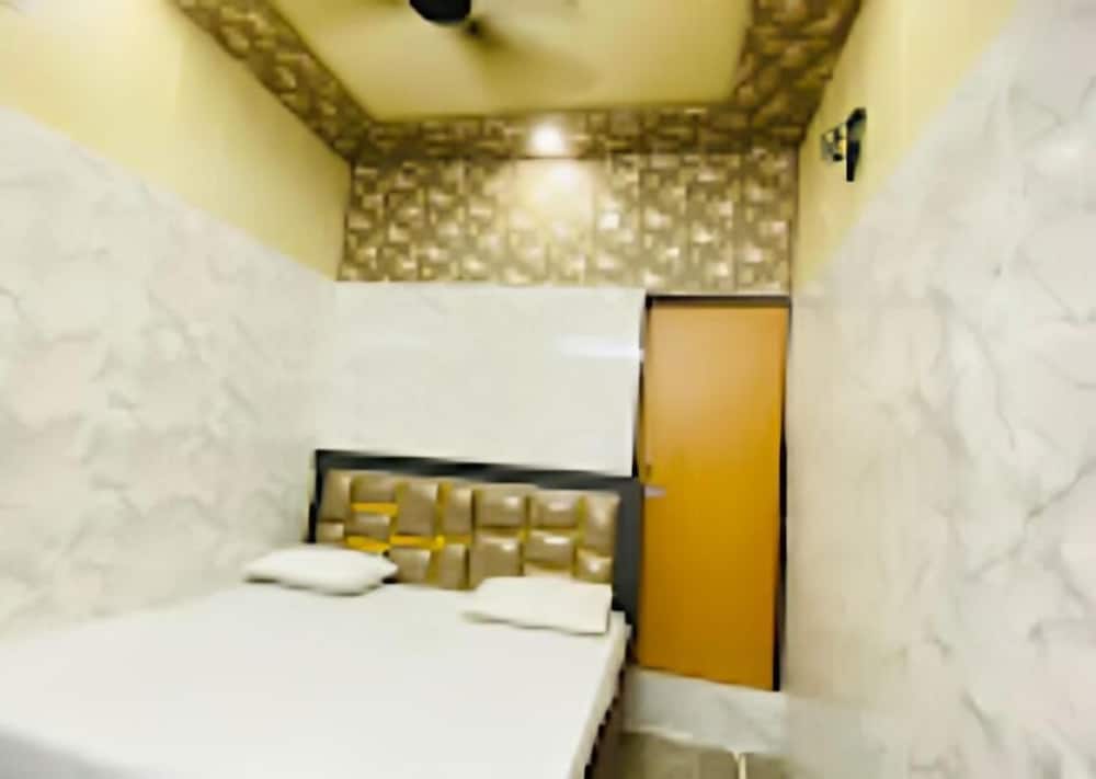 Deluxe Double Room, City View