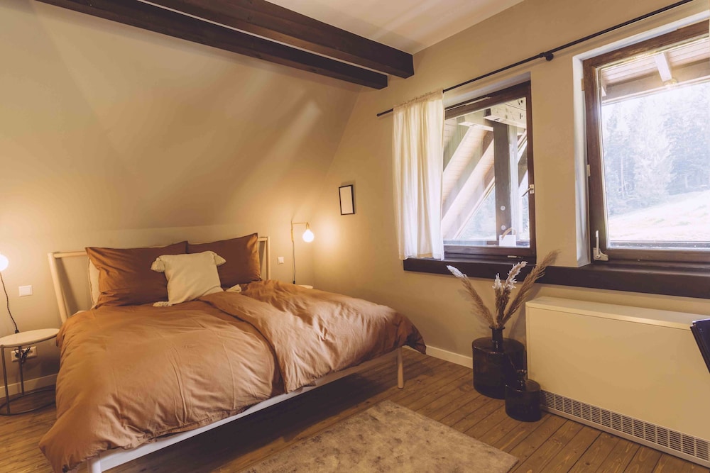 Triple Room, Shared Bathroom photo 1