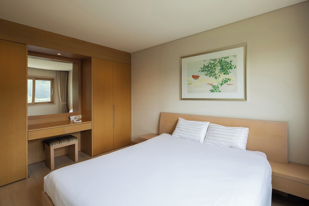 25PY Double Bed (Non-cooking Room) photo 3