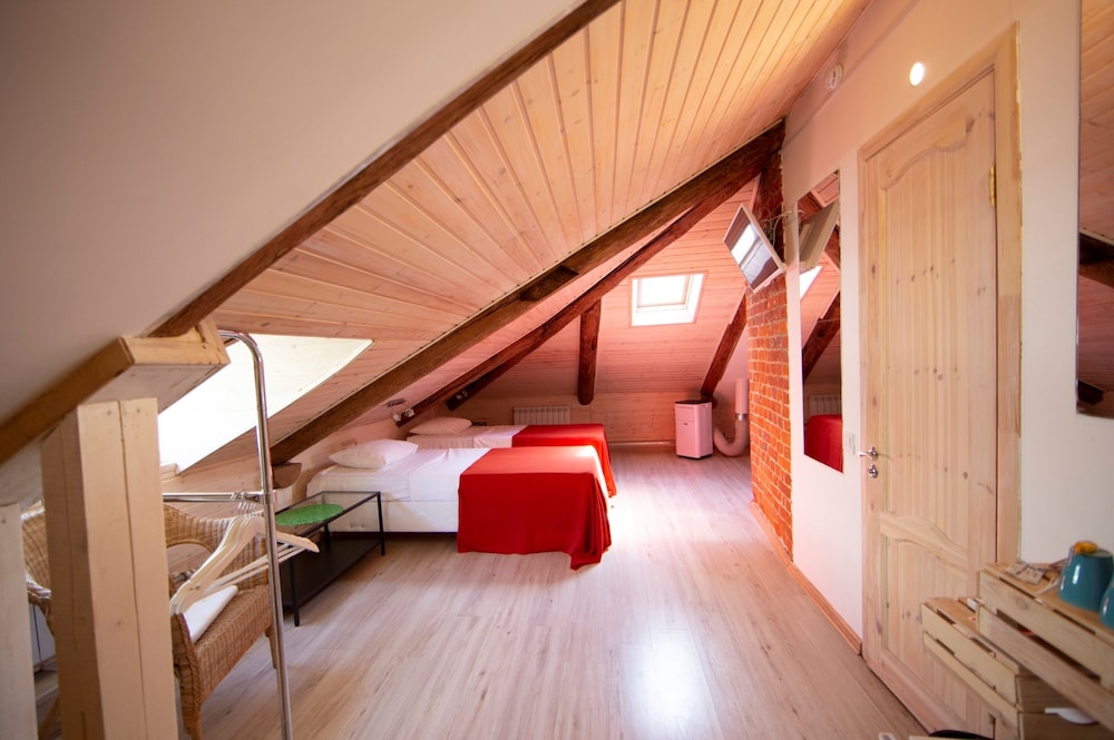 Economy Double or Twin Room photo 3