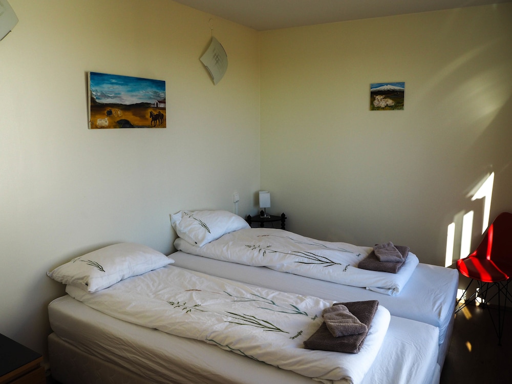 Double or Twin Room, Shared Bathroom photo 2