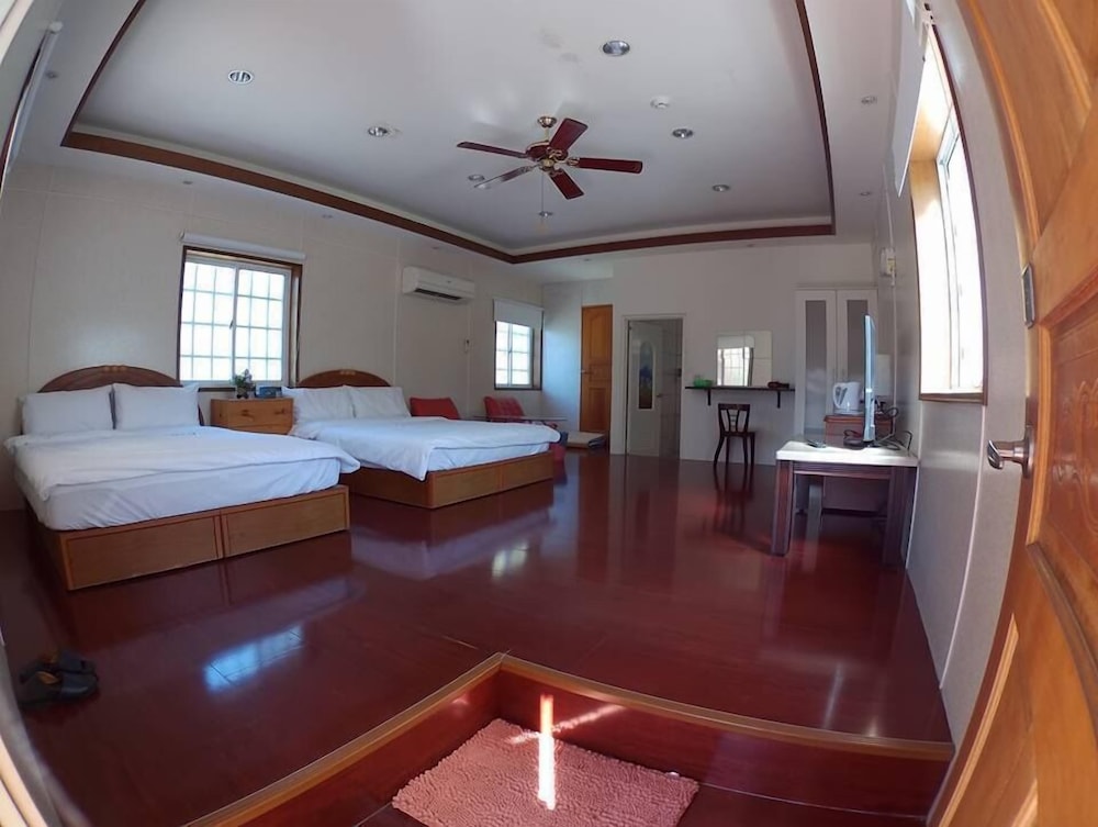 Quadruple Room photo 3