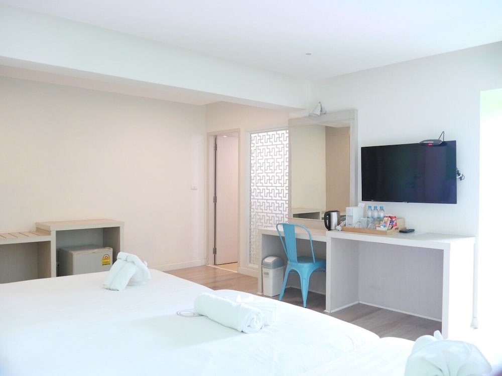 Deluxe Triple Room - Photo 6