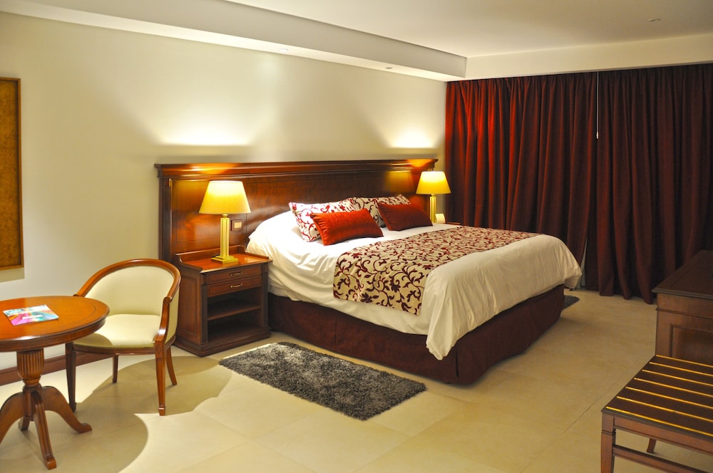 Executive Suite, 1 King Bed photo 1