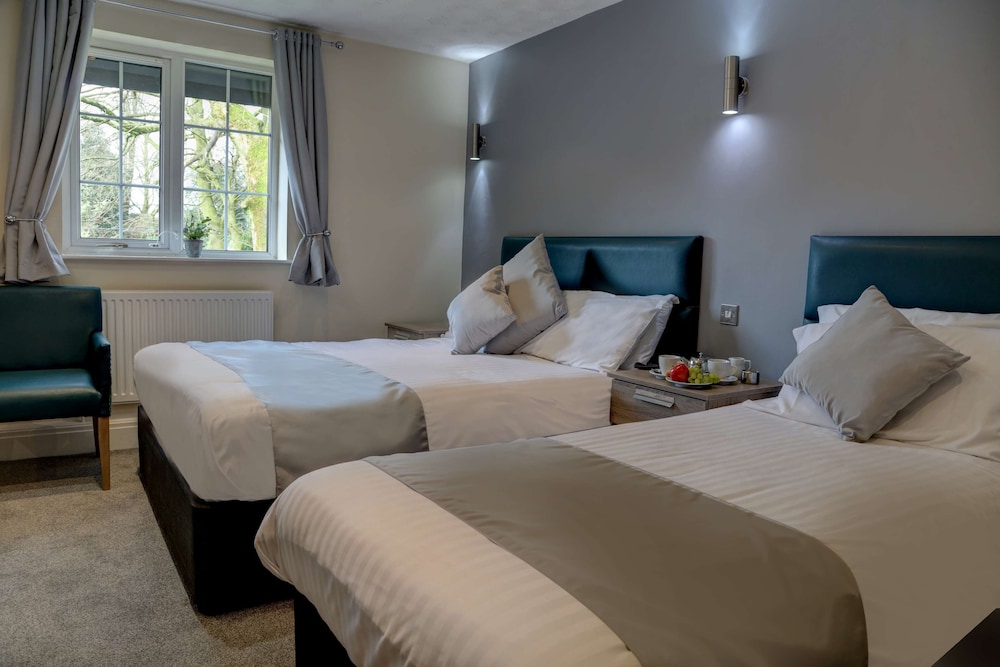 Family Room, Multiple Beds, Non Smoking (with Sofabed) - Photo 1