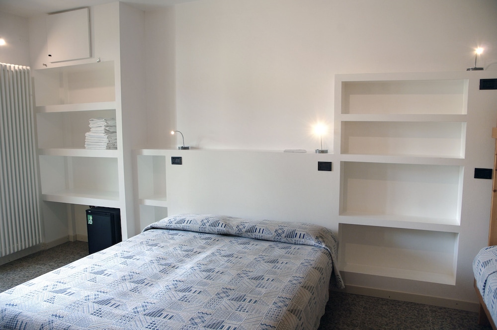 Standard Quadruple Room - Photo 2