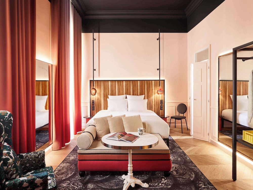 Large Double Room - Mom - Photo 10