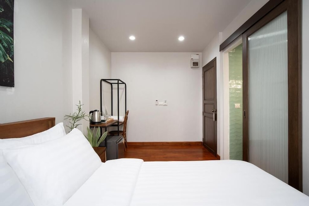 Deluxe Double Room - Photo 3