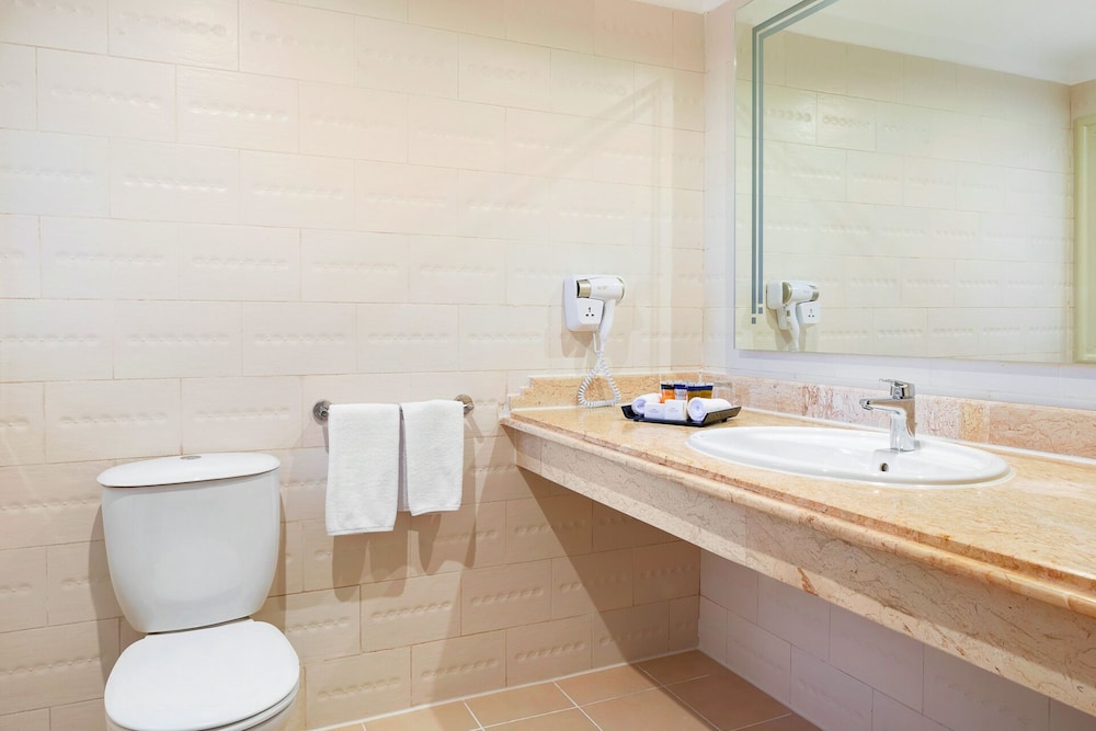 Superior Double or Twin Room, Sea View - Photo 5