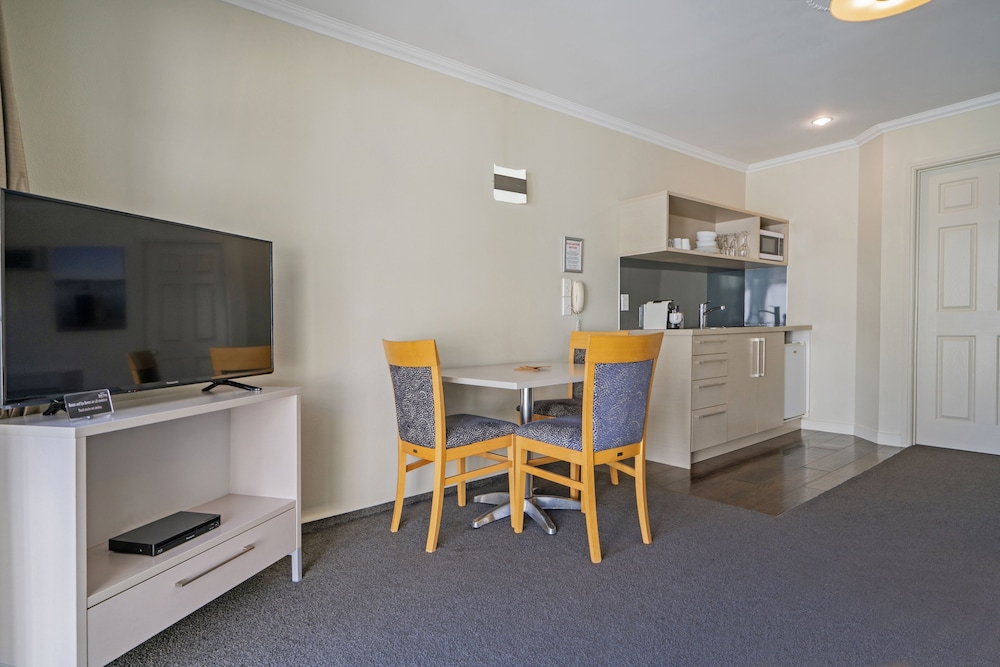 Executive Suite, 1 Bedroom, Private Pool - Photo 4