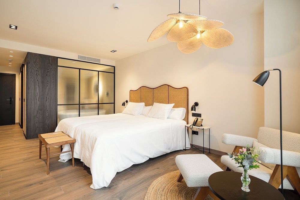 Superior Double Room - Photo 5