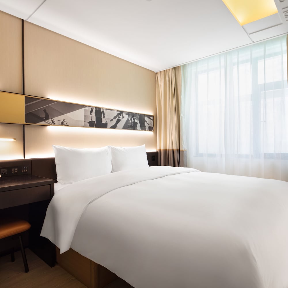 Superior Suite, Non Smoking - Photo 10