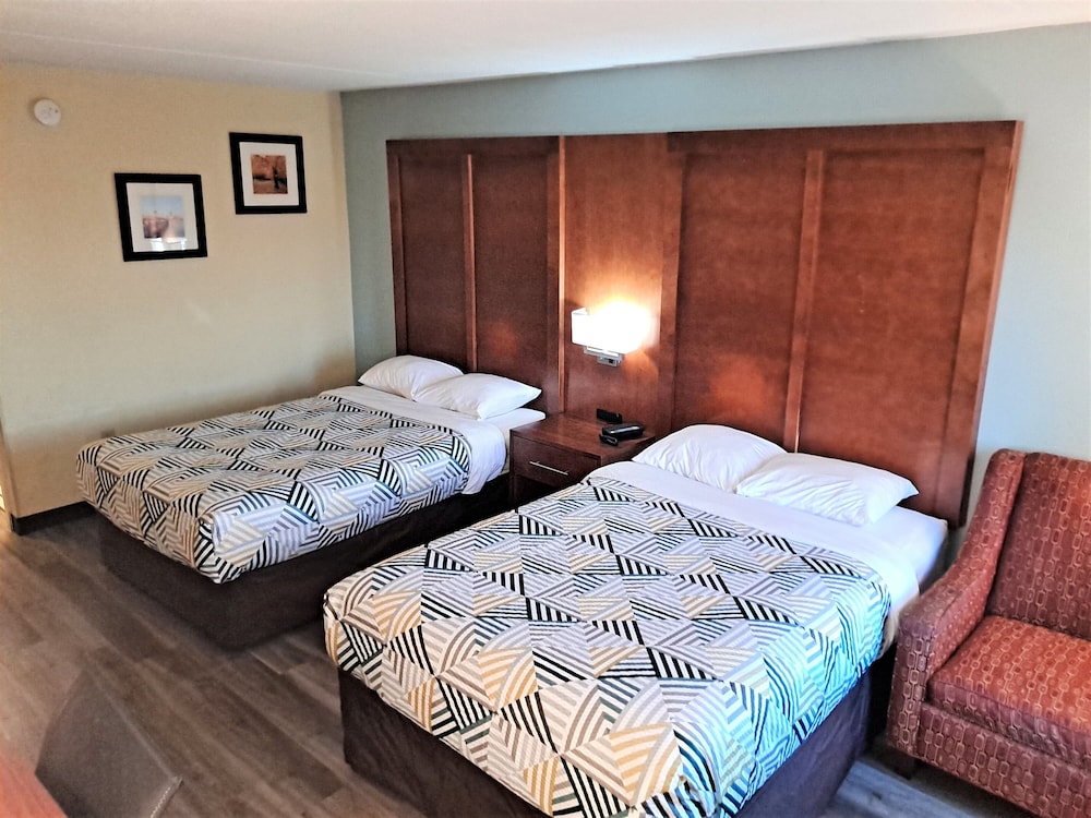 Standard Room, 2 Double Beds, Non Smoking - Photo 1