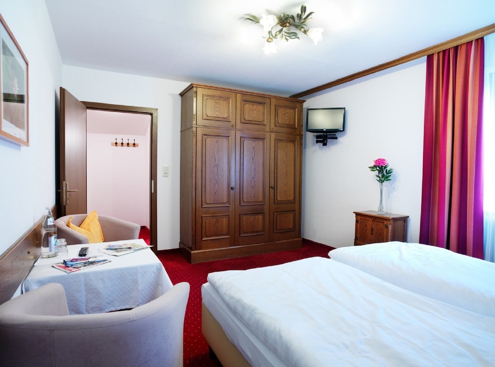 Budget Single Room