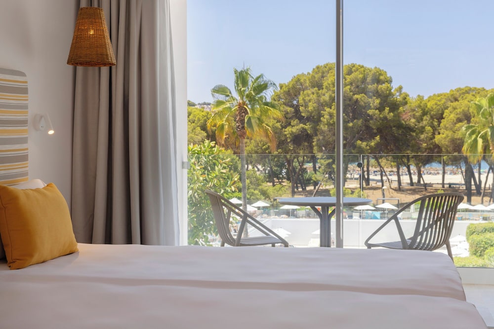 Double Room, Balcony (Partial Beach View)
