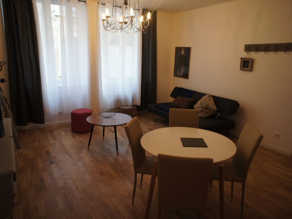 Apartment, Private Bathroom (Pont Péri-Rez De Chaussée) photo 2