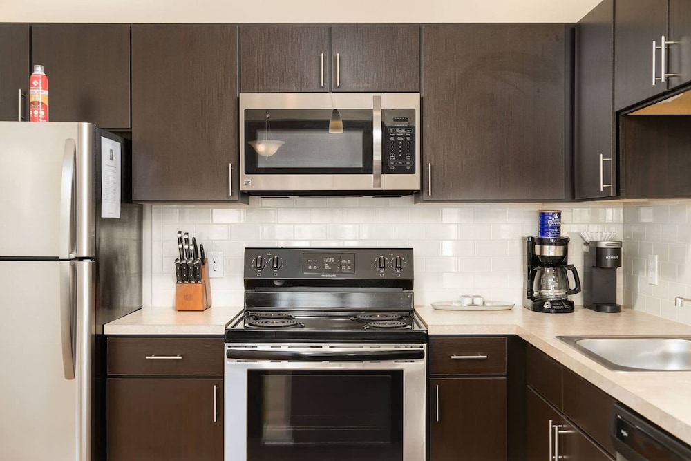 1st Floor Patio Pet-friendly W D Gym Pool, Billede 16