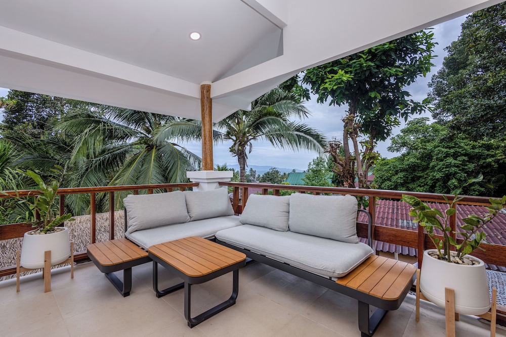 Design Villa, 2 Bedrooms, Terrace, Sea View
