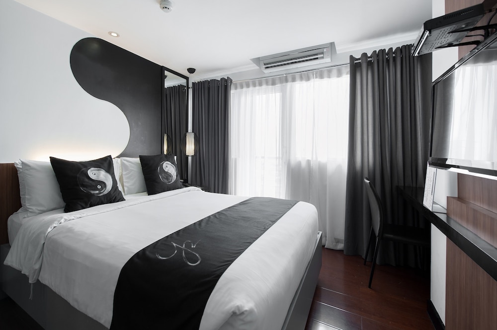 Two Bedroom Deluxe photo 2