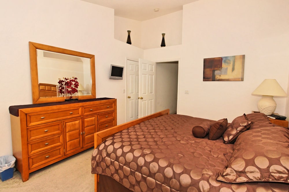 House, 4 Bedrooms